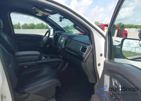 2018 Nissan Titan Sv from USA, damaged, VIN 1N6AA1E68JN534336